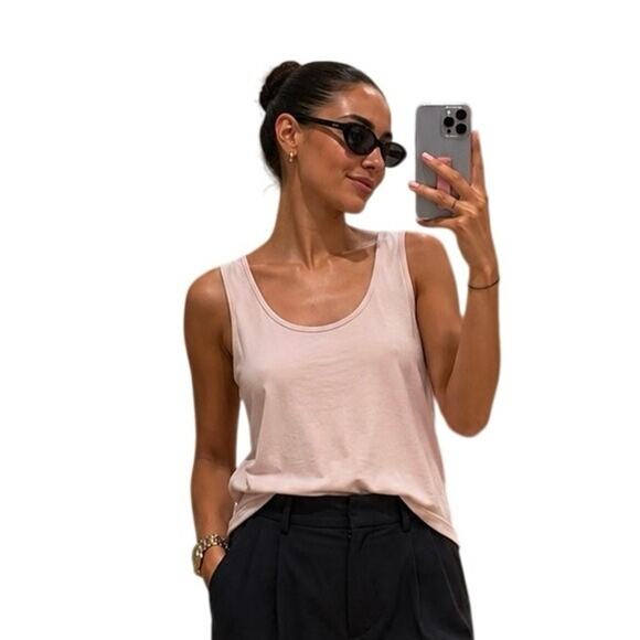 Chico's Tops - Chico’s Travelers Tank Top Medium Pink Sleeveless Stretch Layering Shell